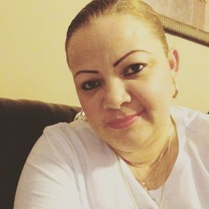 Meet your Posher, Aracelis